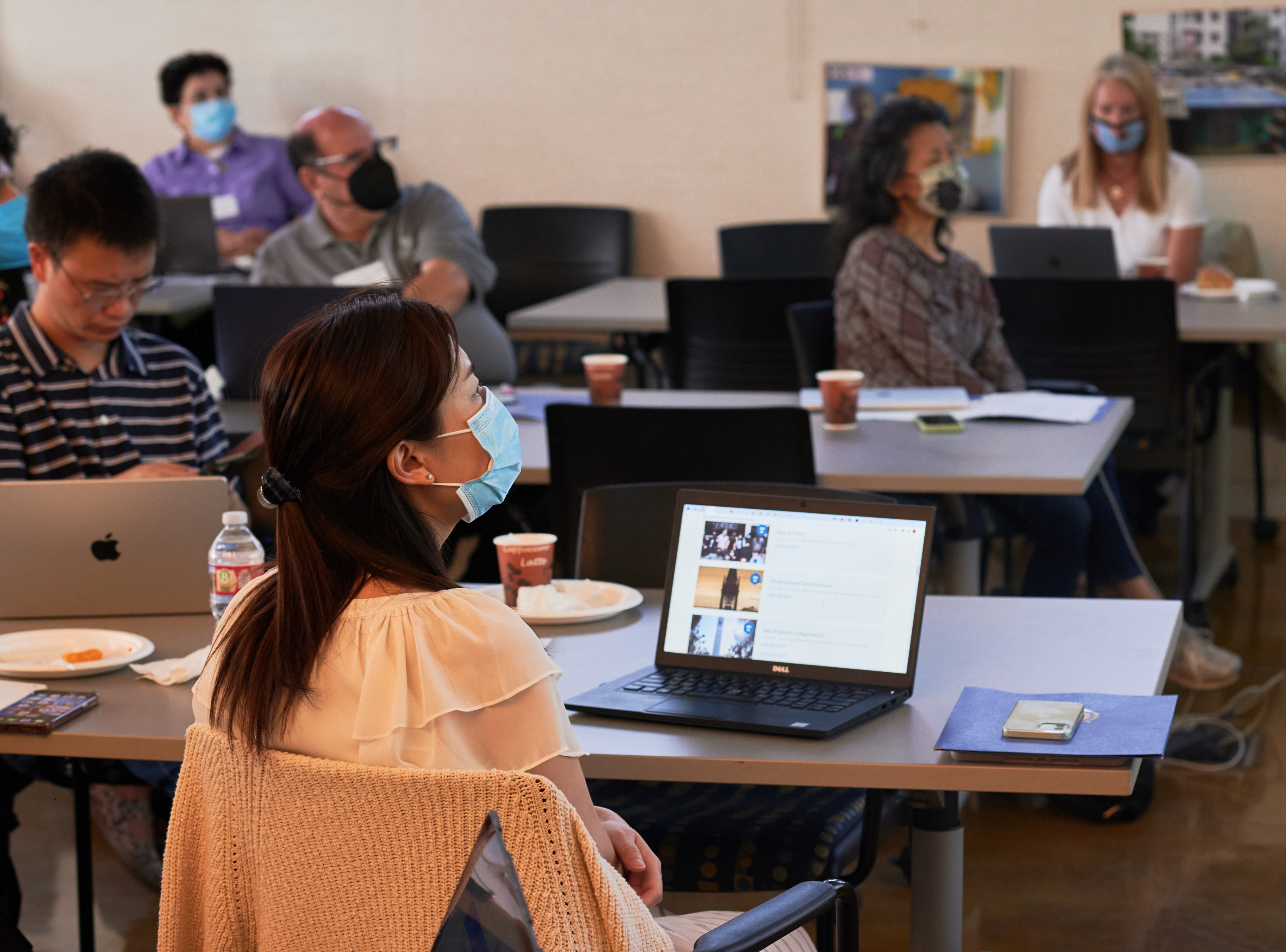 Participants listen to a panel at the National Workshop on Data Science Education. (Photo/ KLCfotos)