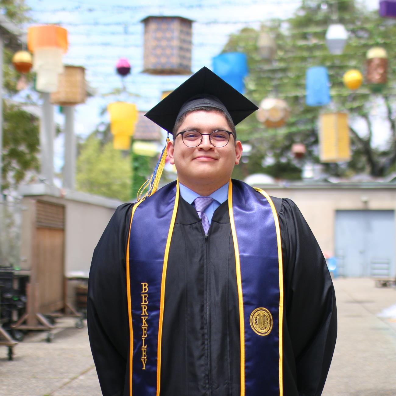  Carlos Rodrigo Huerta Juarez graduated from UC Berkeley with a degree in data science. 