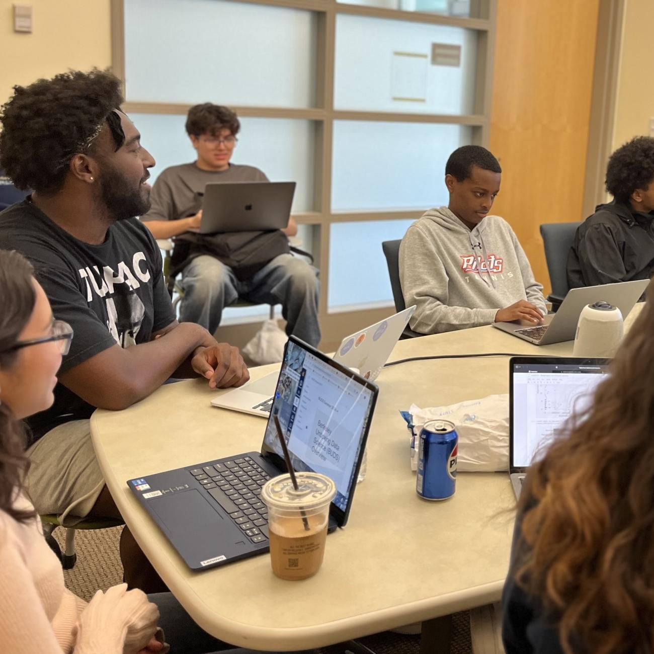 Undergraduate Will Reed teaches data science to high schoolers through the Berkeley Unboxing Data Science program