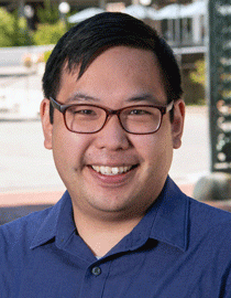 headshot of Richmond Wong