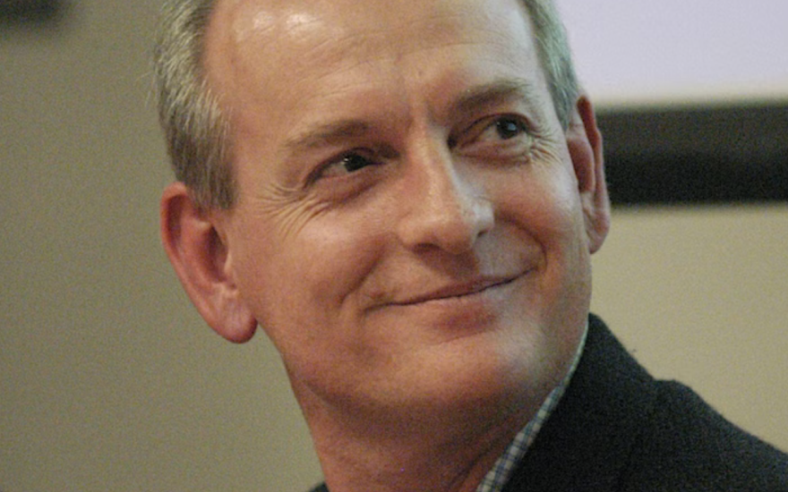 Headshot of Stuart Russell