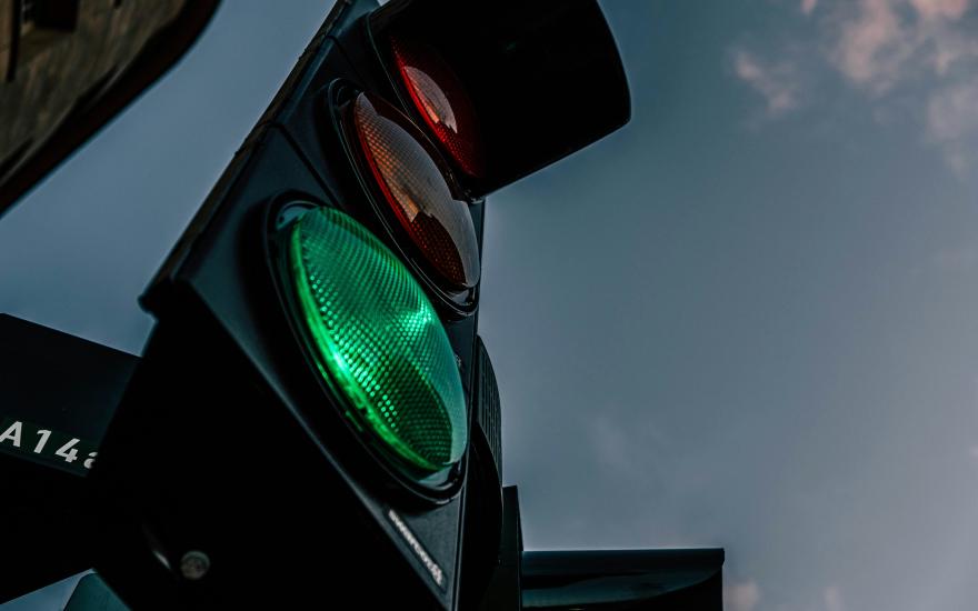 Traffic Signal Conditions Tested by a Robot